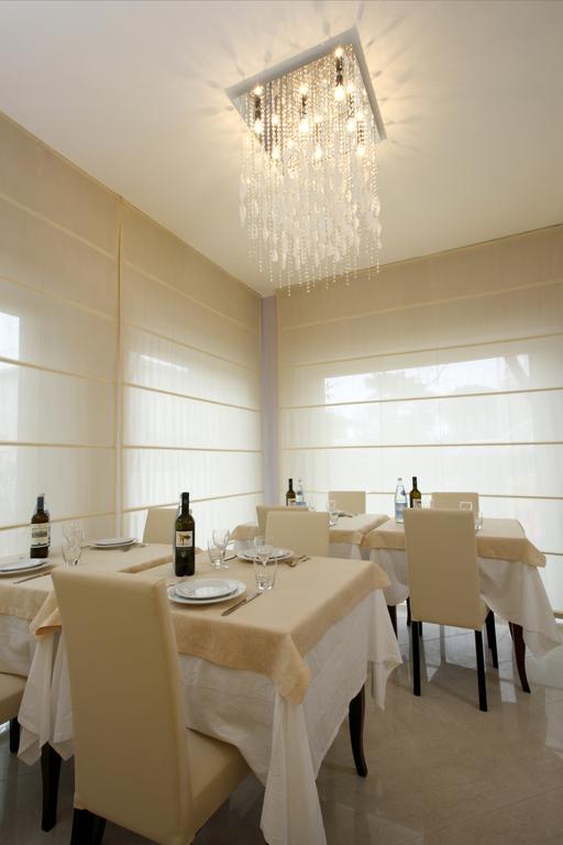 B&B Airone Cervia - Camere E Appartamenti Exterior photo