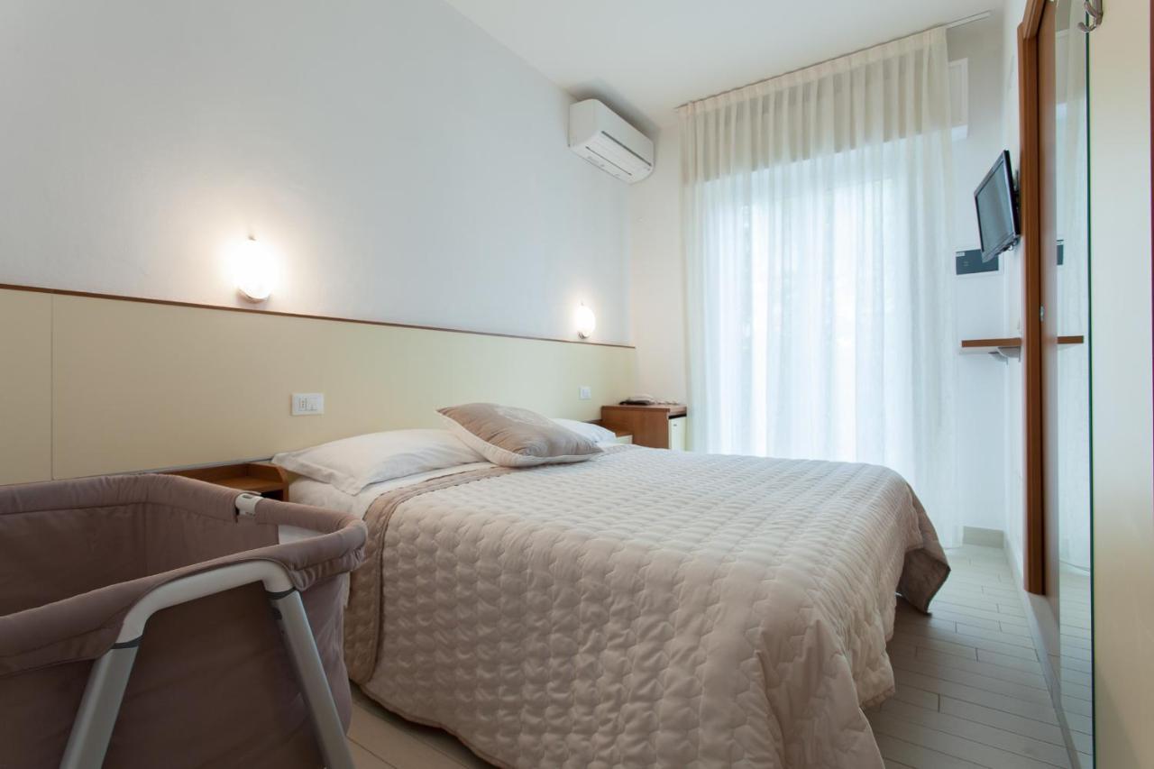 B&B Airone Cervia - Camere E Appartamenti Exterior photo